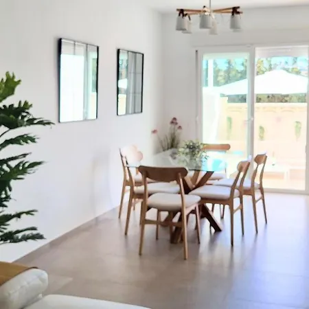 E1 Desk Private Patio Terrace Barbecue * Estepona